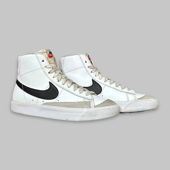 Nike Blazer Mid ’77 Vintage White Black Sneakers - Picture 1 of 6